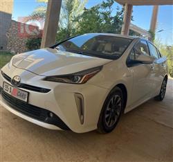 تۆیۆتا پریوس